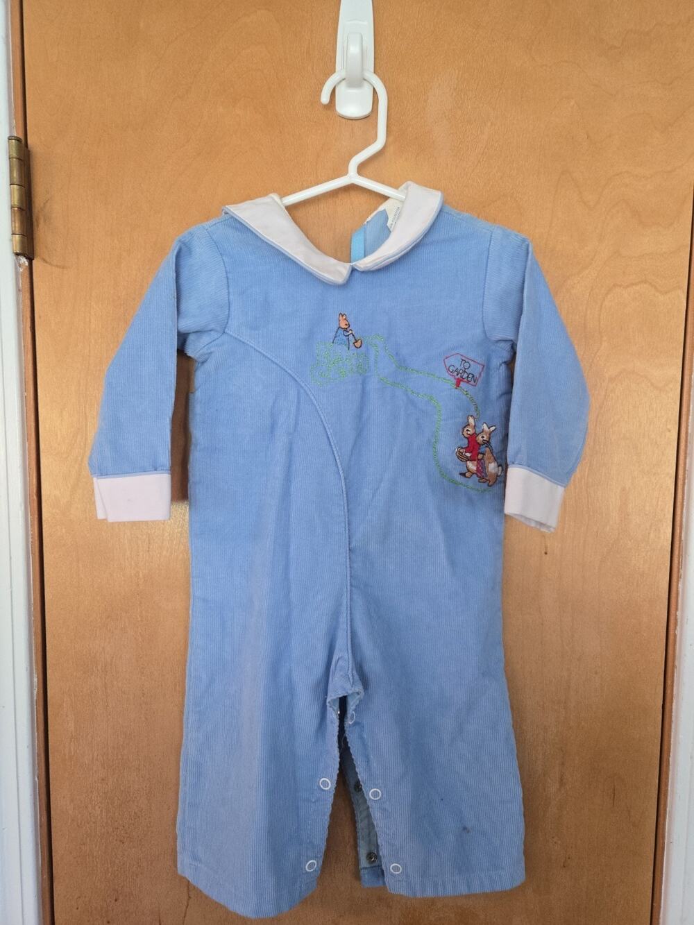 VTG 70s BEATRIX POTTER RABBITS EMBROIDERY BLUE COTTON CORDUROY 1-PIECE BABY 12 M